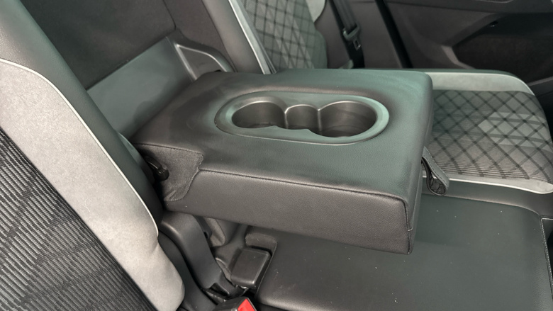 Volkswagen Tiguan 1.5 TSI 150 R-Line Edition 5dr DSG Petrol Estate